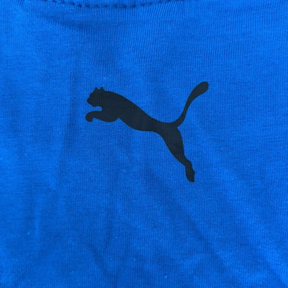 *NWT* Puma Blue Graphic Shirt | Size Boy’s 10/12 - Picture 4 of 7
